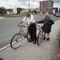 32_08bikecouple.jpg
